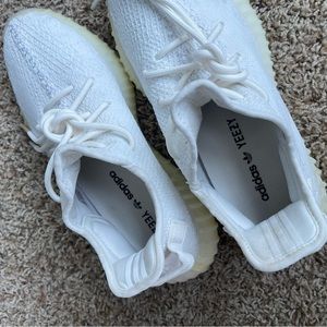 2017 Yeezy Boost 350 V2 ‘Cream White/Triple White’